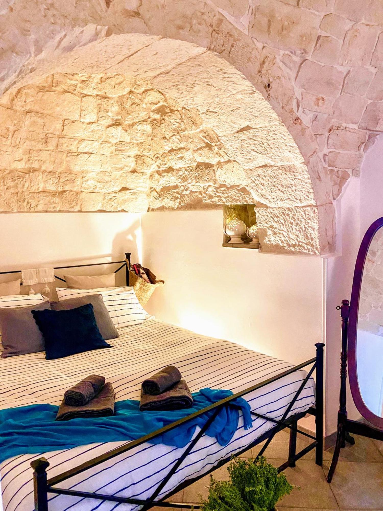Trulli And Pool - I Cactus Villa Martina Franca Kültér fotó